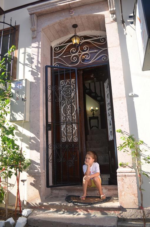 Hotel Papazin Konagi Ayvalı Exterior foto